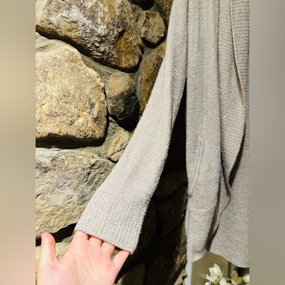 BAREFOOT DREAMS CozyChic Lite Circle Cardigan. Size M. Excellent condition - Picture 7 of 13